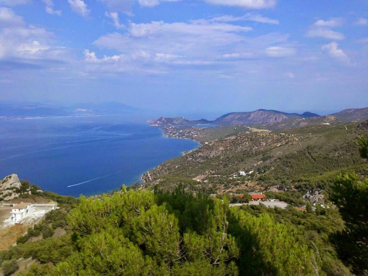 Beautiful House By The Sea,Loutraki Skaloma. Villa Exteriör bild